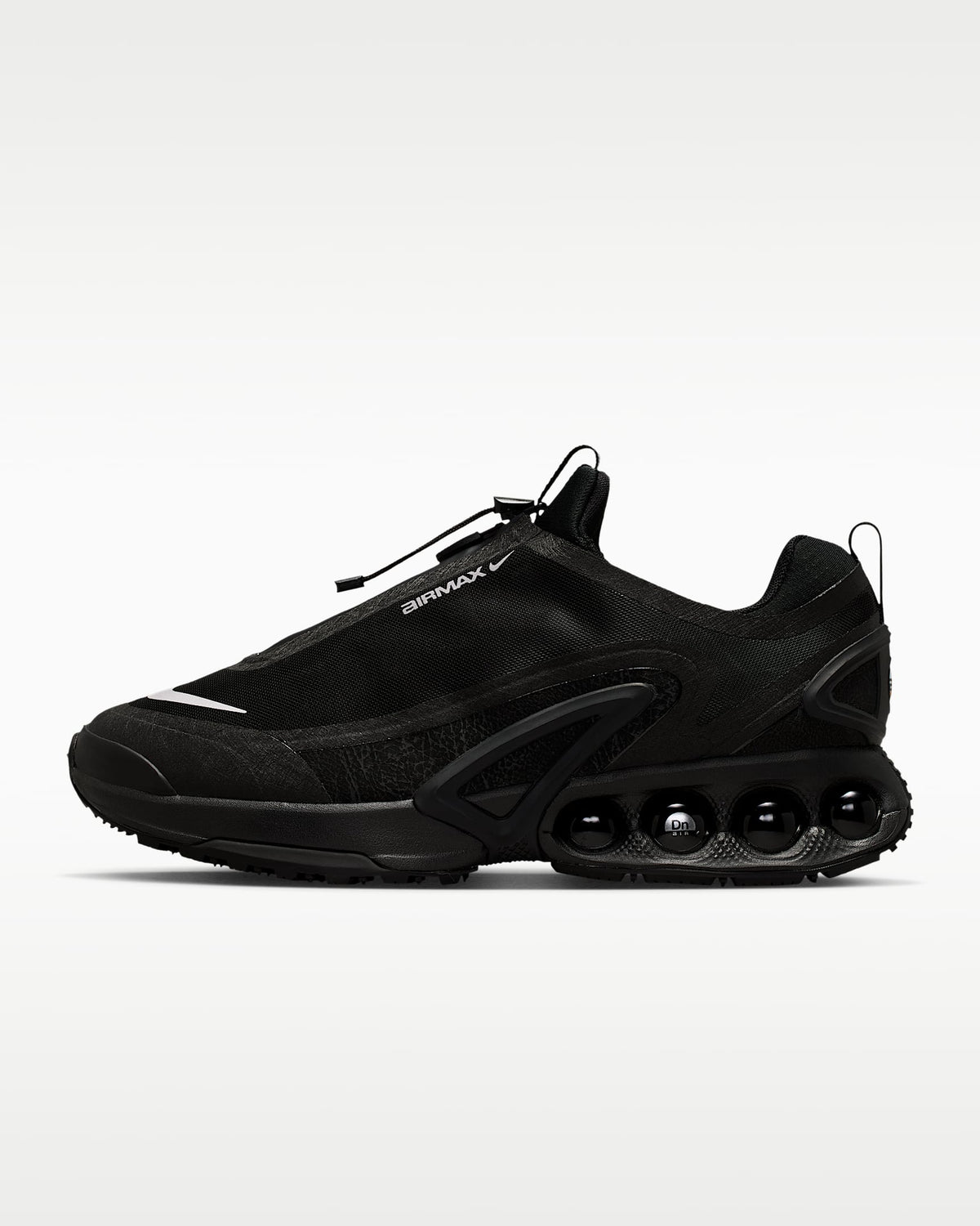 Nike Air Max DN Roam ¨C Black Mesh Athletic Sneakers