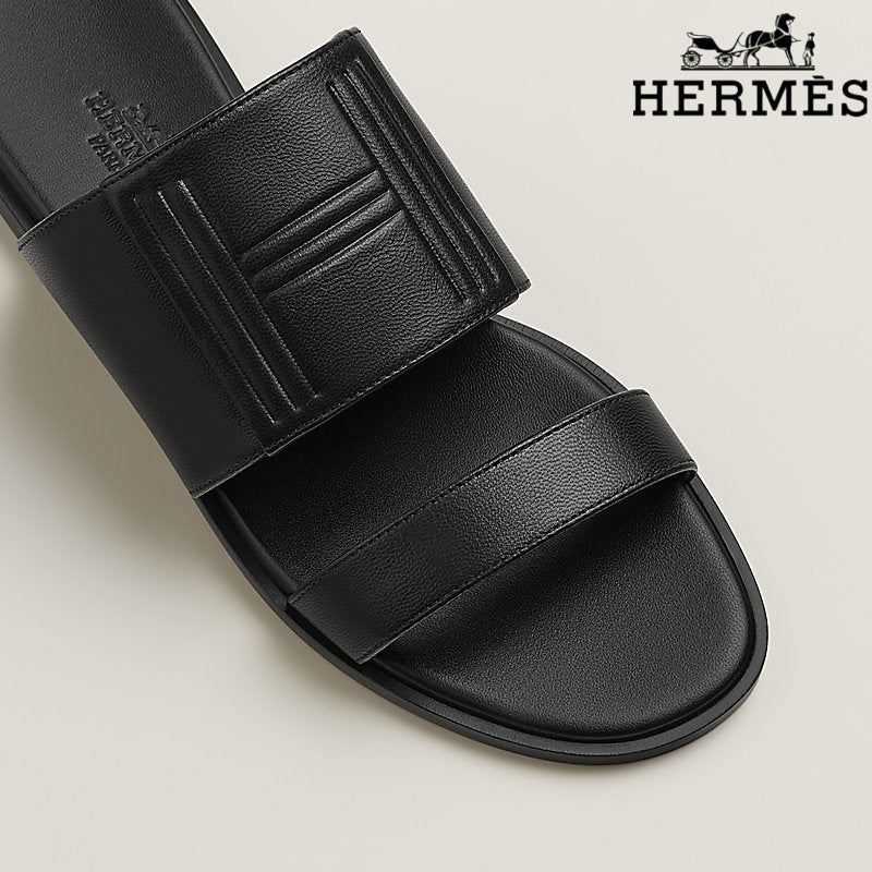 Herm¨¨s Black Calfskin Two-Strap Flat Slide Sandals