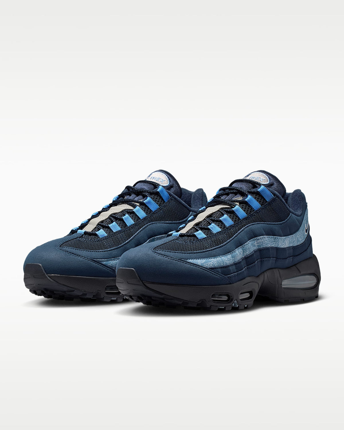Nike Air Max 95 ¨C Navy / Light Blue Mesh Athletic Sneakers