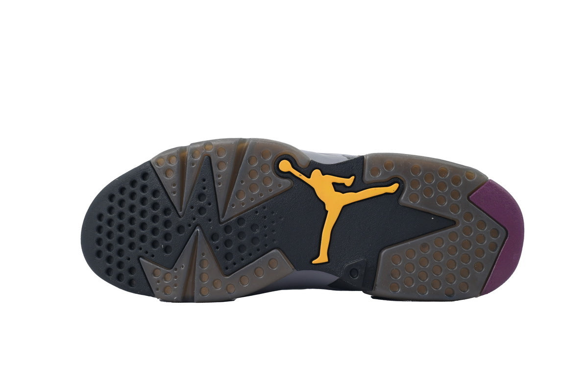 Nike Air Jordan 6 ¨C Retro High-Top Basketball Sneakers